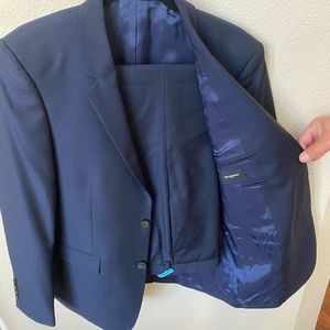 Men’s suit